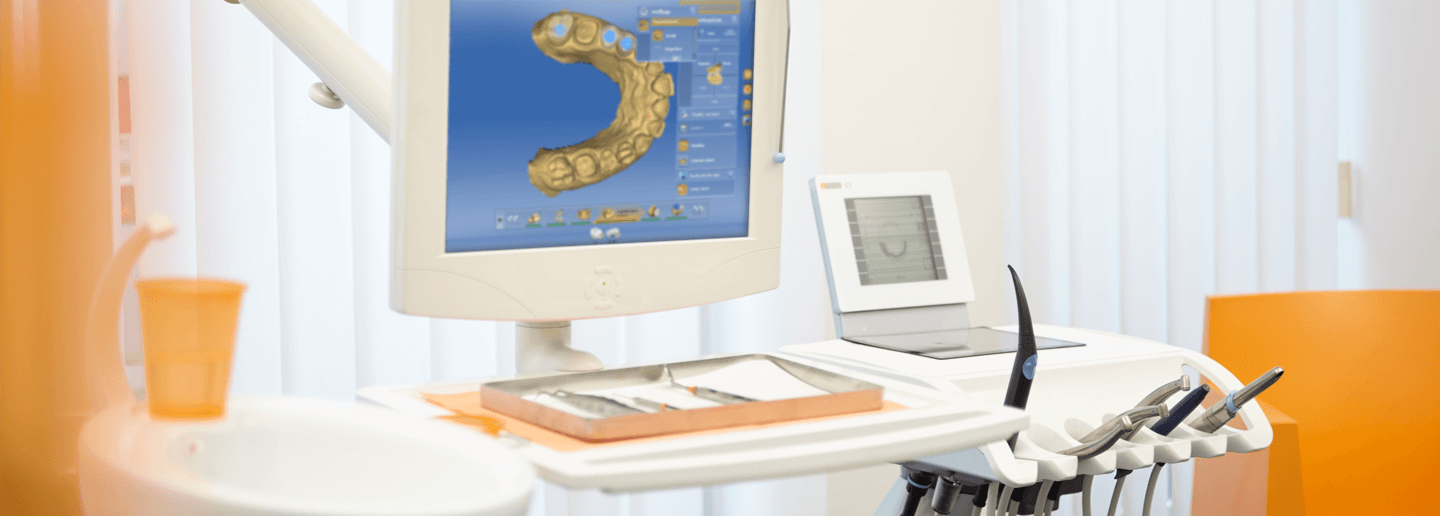 3D-Implantatplanung und navigierte Implantation bei Zahnarzt Dr. Schmid in Rosenheim-Happing
